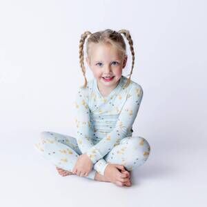 NEW KICKEE girls print long sleeve pajama set in spring sky feeding ducks